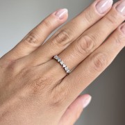 Srebrny pierścionek z cyrkoniami BŁOGOŚĆ