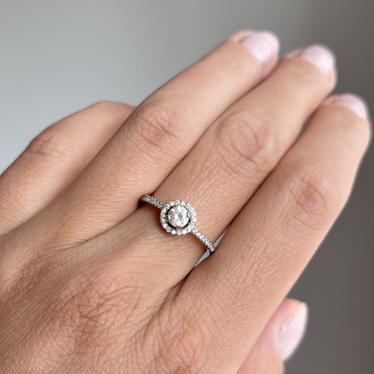 Srebrny pierścionek z cyrkoniami BŁOGOŚĆ