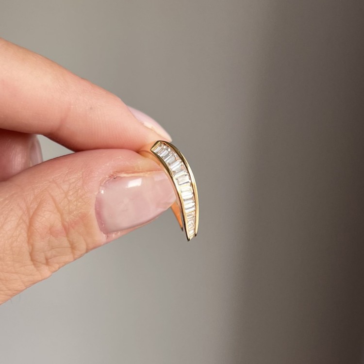 IMG_2257. Srebrny pozłacany pierścionek z cyrkoniami FORMA no. 2