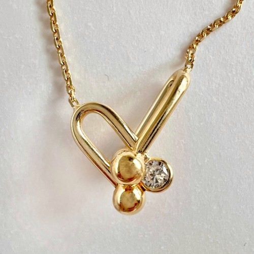 Srebrny pozłacany naszyjnik z cyrkonią