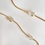 Srebrny pozłacany naszyjnik choker z cyrkoniami