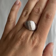 Srebrny pierścionek FALA