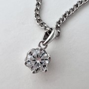 Srebrny naszyjnik z cyrkonią LUKSUS