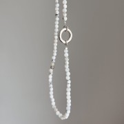 Naszyjnik ZAPIĘCIE KOŁO kamień księżycowy PEŁNIA kamienie naturalne biały