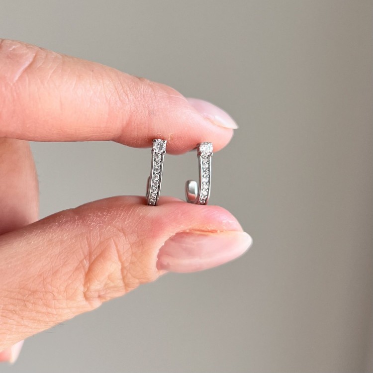 Srebrne kolczyki z cyrkoniami NIEOCZYWISTE