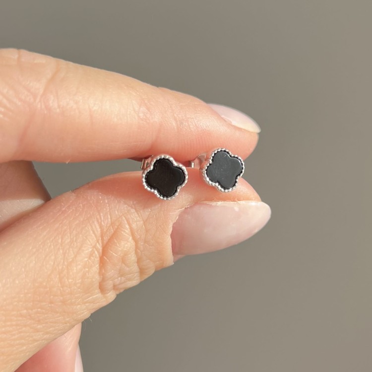 Srebrne kolczyki KONICZYNA czarne onyks mini