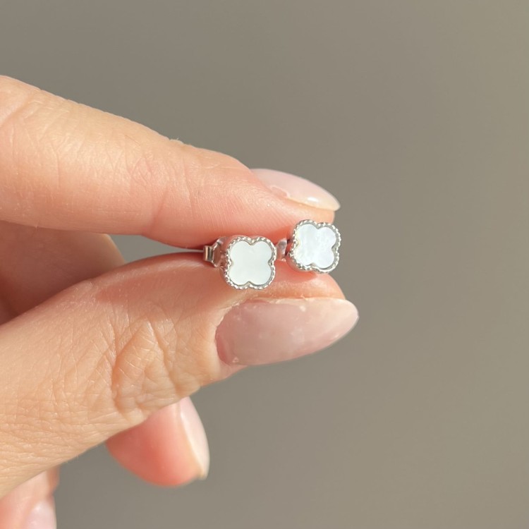 Srebrne kolczyki KONICZYNA białe masa perłowa mini