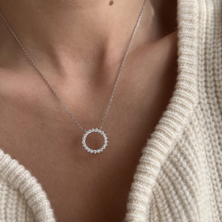 Srebrny naszyjnik z cyrkoniami KOŁO