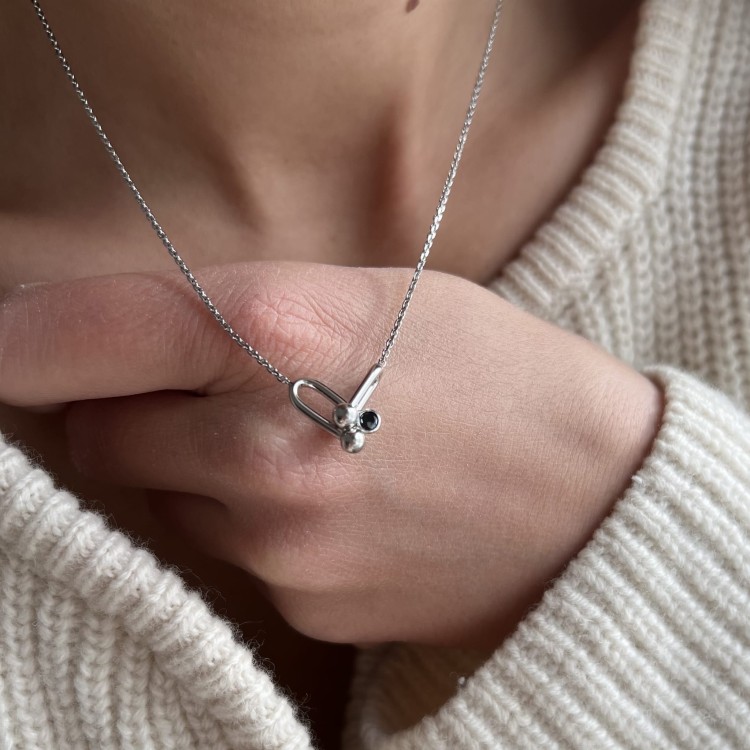 Srebrny naszyjnik z cyrkonią czarną