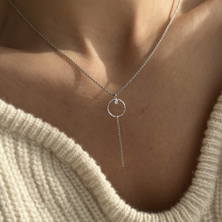 Srebrny naszyjnik z cyrkonią czarną