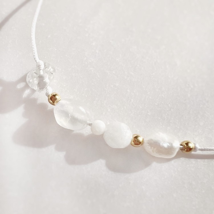 Bransoletka na szczęście  | kryształ górski, kamień księżycowy, perła, masa perłowa