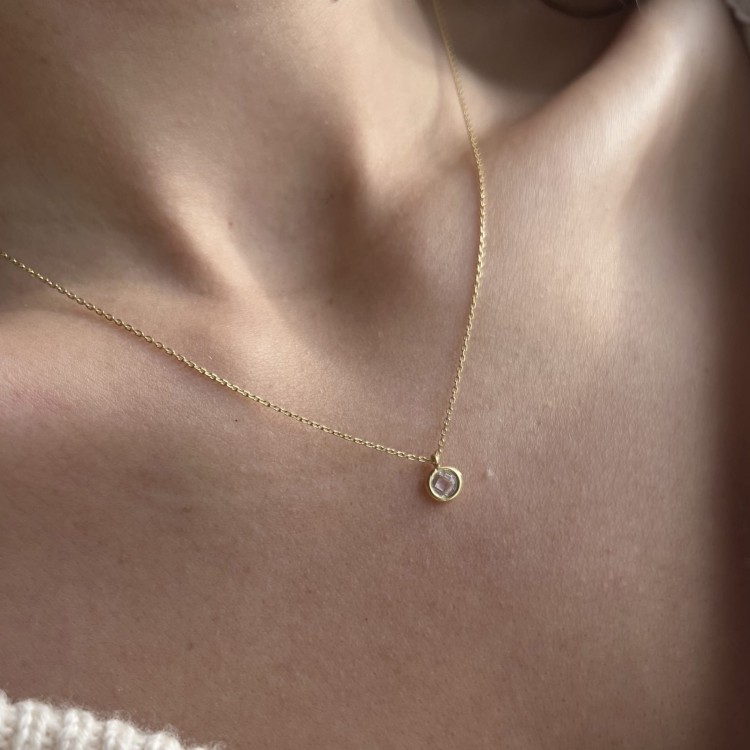 Złoty naszyjnik z cyrkonią 333