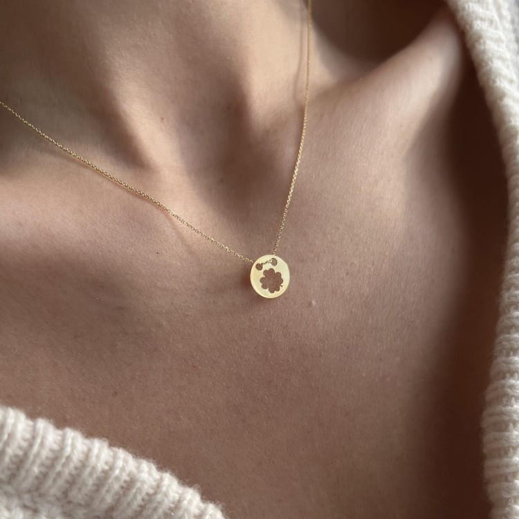 Złoty naszyjnik koło z koniczyną 333