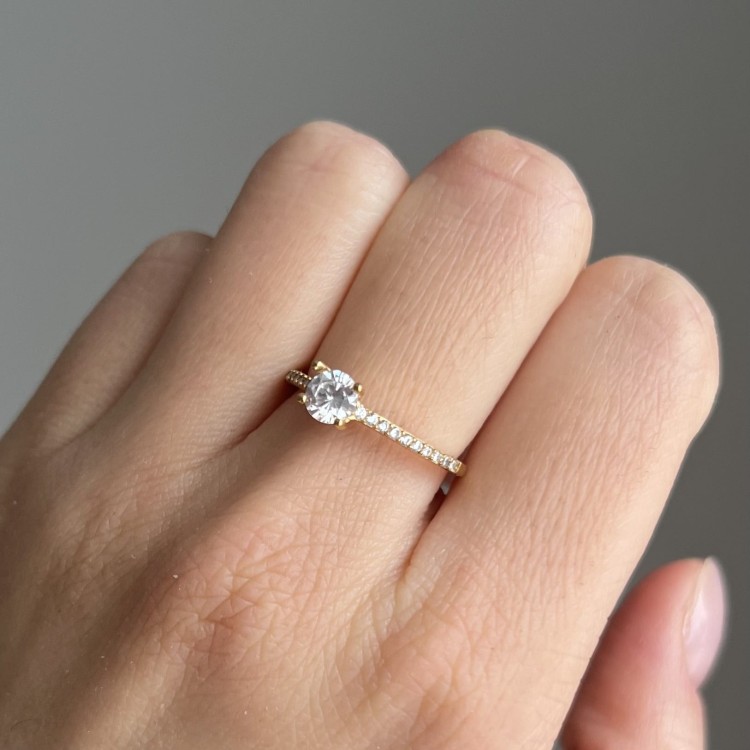 Srebrny pozłacany pierścionek z cyrkoniami JEDYNA