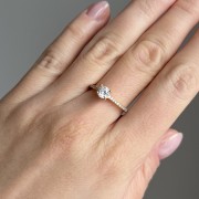 Srebrny pozłacany pierścionek z cyrkoniami JEDYNA