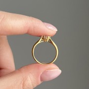 Srebrny pozłacany pierścionek z cyrkoniami WYBRANA