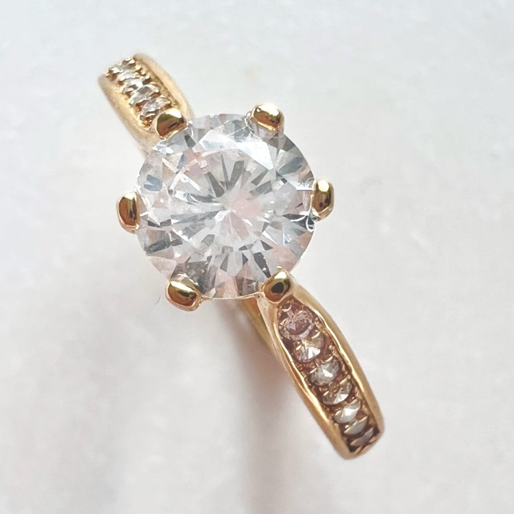 Srebrny pozłacany pierścionek z cyrkoniami WYBRANA