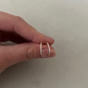 Srebrne pozłacane kolczyki koła małe z cyrkoniami