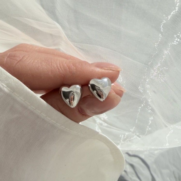 Srebrne kolczyki SERCA DUŻE ZAKOCHANA