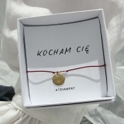 Bransoletka na sznurku personalizowana TWOJA LITERKA kamienie czerwony