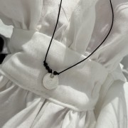 Bransoletka na sznurku personalizowana TWOJA LITERKA kamienie czarny