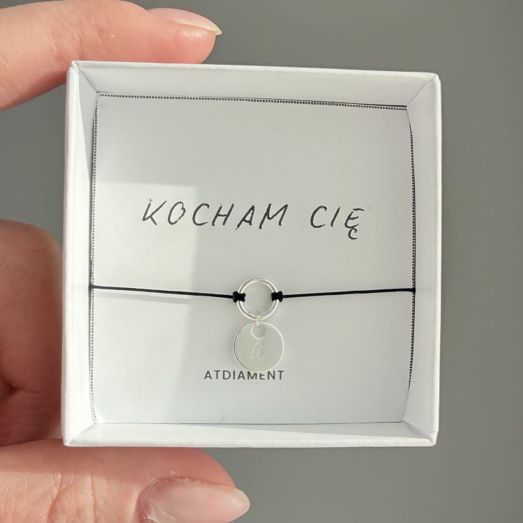 Bransoletka na sznurku personalizowana TWOJA LITERKA  czarny