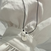 Bransoletka na sznurku personalizowana TWOJA LITERKA  czarny