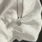 Bransoletka na sznurku personalizowana TWOJA LITERKA  czarny