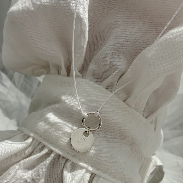 Bransoletka na sznurku personalizowana TWOJA LITERKA  biały