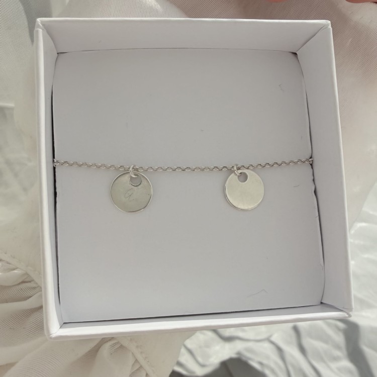 Personalizowana bransoletka z literką – 2 blaszki 8 mm