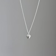 Srebrny srebrny naszyjnik serce LOVE