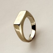 Złoty" 585" sygnet dla dziecka – wyjątkowy prezent na lata 1,59g