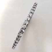 Srebrny pierścionek obrączka z cyrkoniami KLASYCZNY