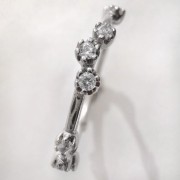 Srebrny pierścionek z cyrkoniami