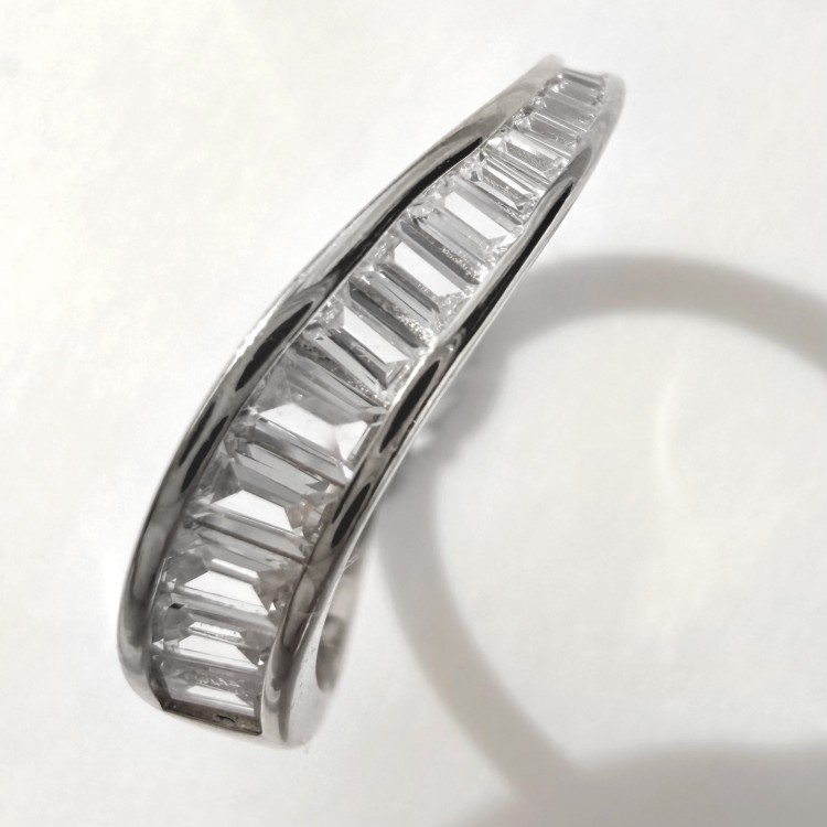 Srebrny pierścionek z cyrkoniami FORMA no. 2