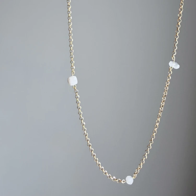 Naszyjnik z kamieni naturalnych PEONIA