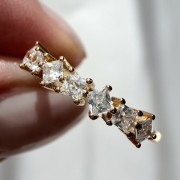 Srebrny pozłacany pierścionek z cyrkoniami BŁOGOŚĆ