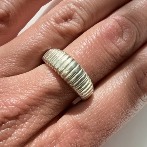 Srebrny pozłacany pierścionek Wyszukany