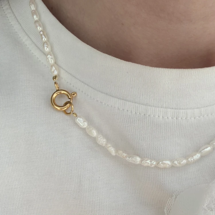 Naszyjnik  z naturalnych pereł NIEIDEALNY no. 2