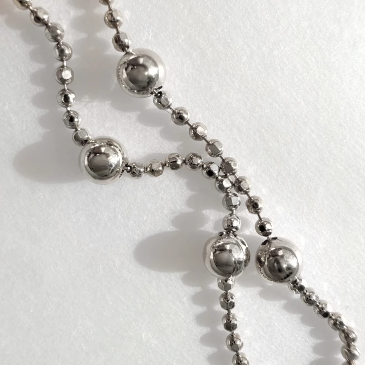 Srebrny naszyjnik choker KULKI