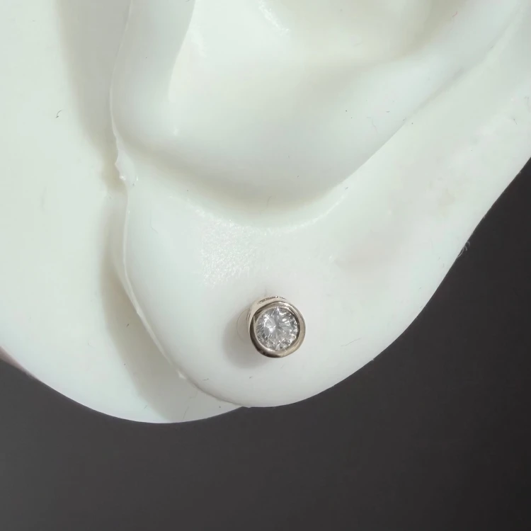Srebrne kolczyki z cyrkoniami 3mm DELIKATNE