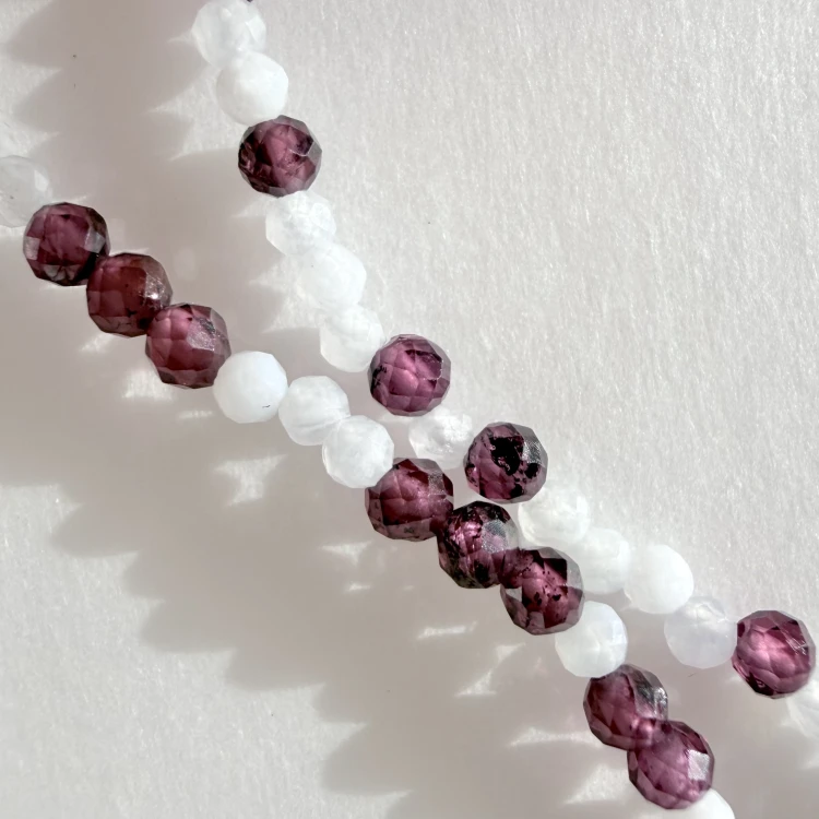 Naszyjnik kamienie naturalne granat, chalceon CHERRY BLUE