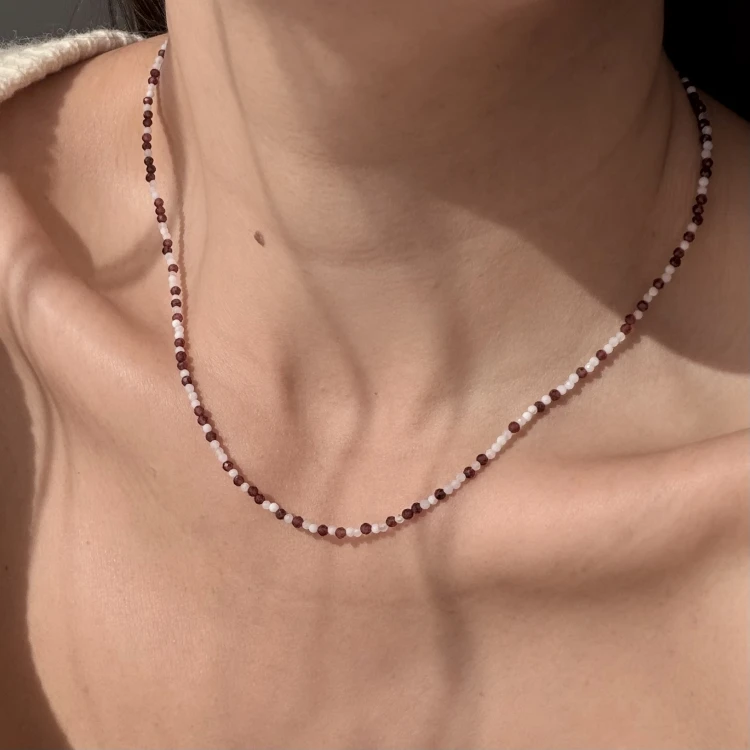Naszyjnik kamienie naturalne granat, chalceon CHERRY BLUE