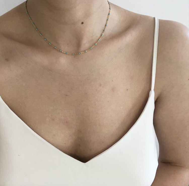 Srebrny pozłacany naszyjnik choker z niebieską emalią