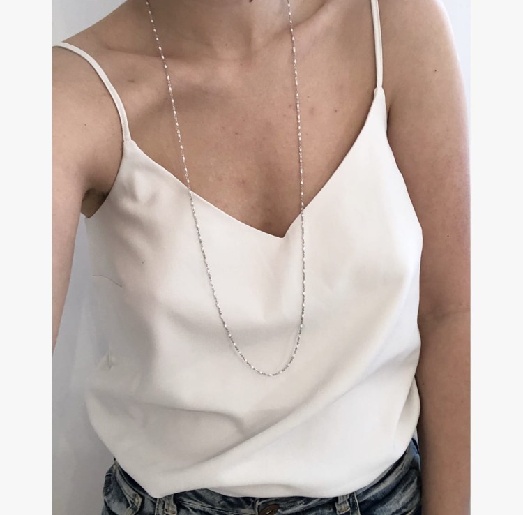 Srebrny naszyjnik z białą emalią