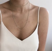 Srebrny pozłacany naszyjnik z niebieską emalią