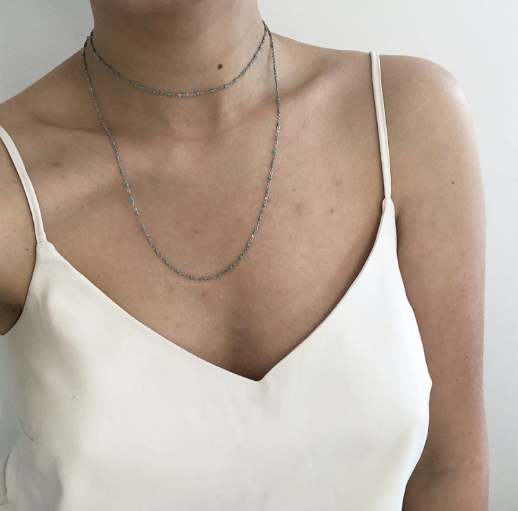 Srebrny naszyjnik z niebieską emalią