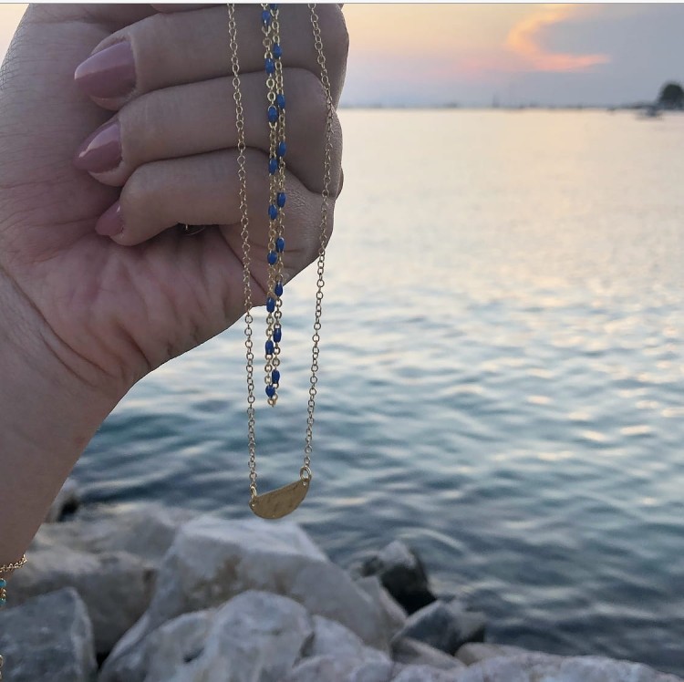 Srebrny pozłacany naszyjnik z granatową emalią